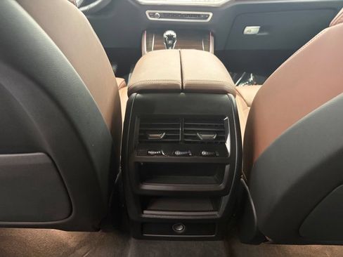 Used 2023 BMW X5 xDrive40i w/ Premium Package AWD/4WD image 8
