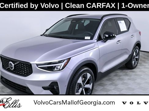 Used 2026 Volvo XC40 B4 Plus w/ Protection Package Premier image 1
