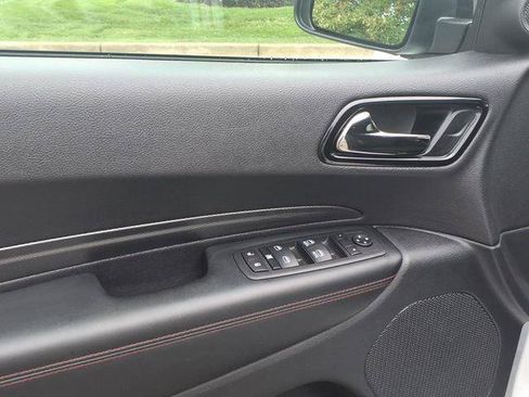 Certified 2025 Dodge Durango GT w/ Blacktop Package AWD/4WD image 9