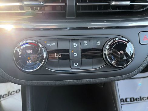 New 2026 Buick Envista Preferred FWD image 24