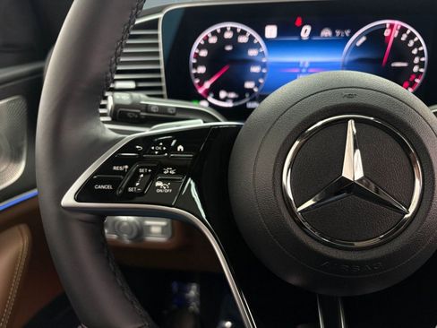 Used 2026 Mercedes-Benz GLE 450e GLE 450e image 16