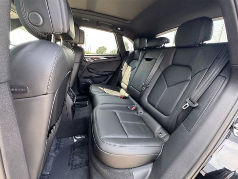 New 2026 Porsche Macan image 15