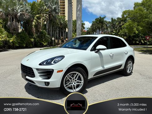 Used 2017 Porsche Macan AWD/4WD image 1