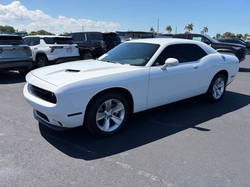 Used 2023 Dodge Challenger SXT RWD image 3