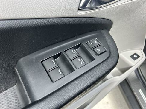 Used 2021 Honda Pilot EX image 21
