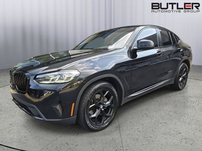 Used 2022 BMW X4 xDrive30i w/ Premium Package 2