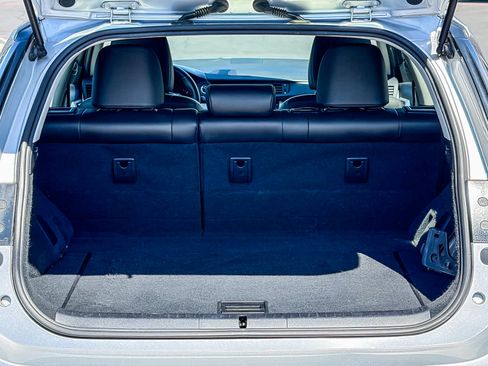 Used 2013 Lexus CT 200h FWD image 24