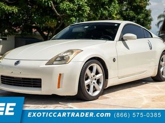 Used 2004 Nissan 350Z Touring w/ Cargo Convenience Pkg video 1