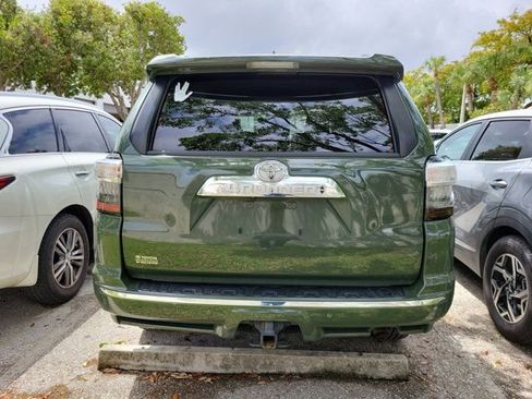Used 2022 Toyota 4Runner Limited image 4