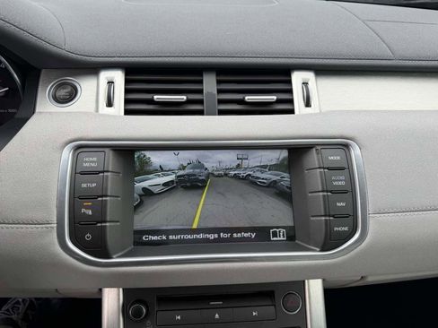 Used 2015 Land Rover Range Rover Evoque Pure Plus image 14