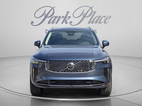 Used 2026 Volvo XC90 B6 Plus w/ Protection Package Premier AWD/4WD image 9
