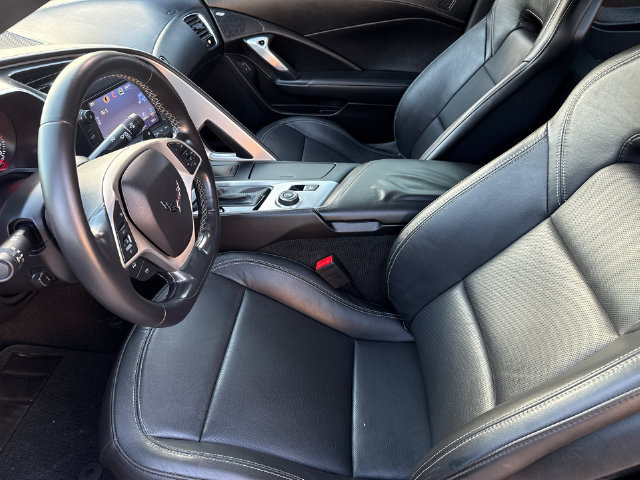 Used 2016 Chevrolet Corvette Stingray Coupe RWD image 16