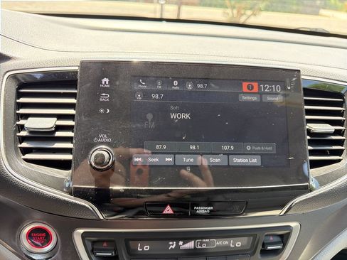 Used 2020 Honda Pilot EX-L image 30