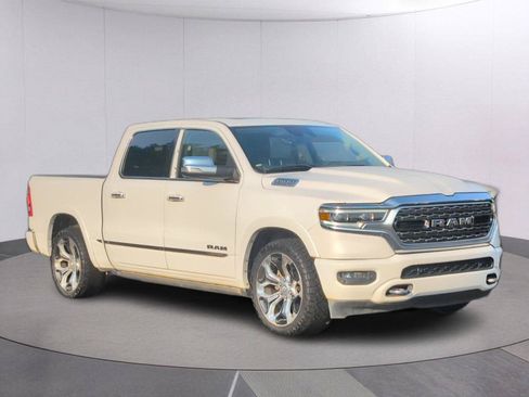 Used 2019 RAM 1500 Limited w/ Advanced Safety Group AWD/4WD image 9