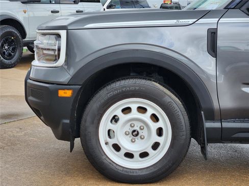 New 2025 Ford Bronco Sport Heritage w/ Convenience Package AWD/4WD image 6