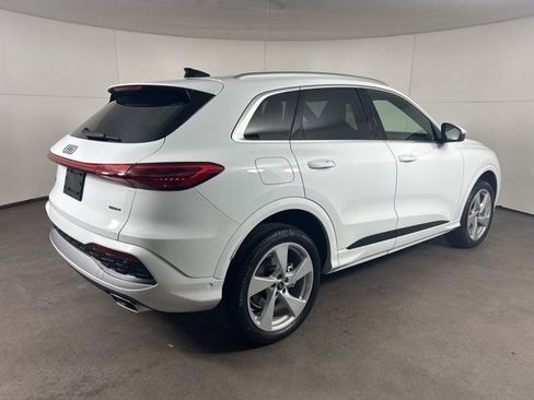 New 2025 Audi Q5 Premium Plus image 7