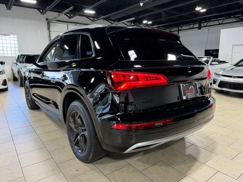 Used 2018 Audi Q5 2.0T Premium AWD/4WD image 4