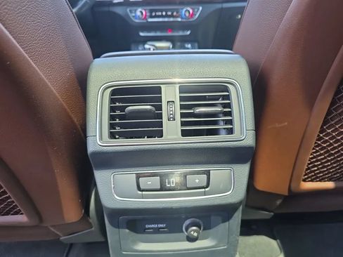Used 2019 Audi Q5 2.0T Premium Plus w/ Premium Plus Package AWD/4WD image 45