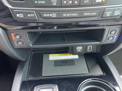 Used 2022 Honda Passport Elite image 12
