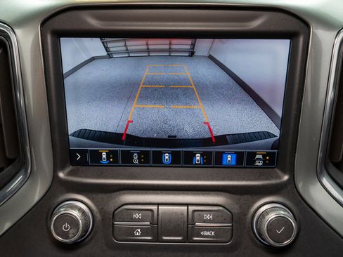 Used 2020 Chevrolet Silverado 2500 LTZ w/ Technology Package image 26