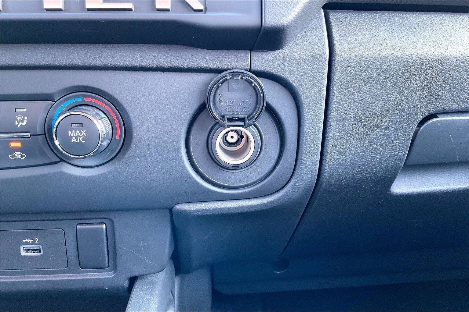 Certified 2025 Nissan Frontier SV RWD image 31