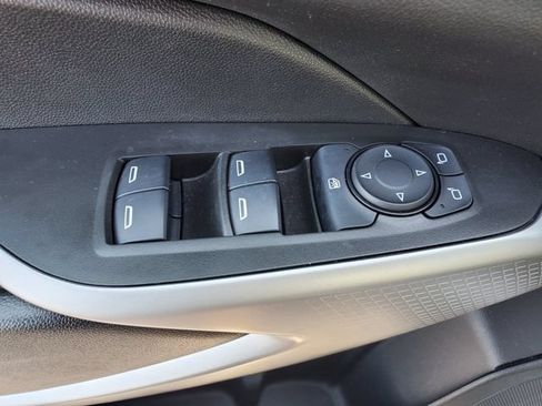 Certified 2024 Chevrolet Trax LS w/ Driver Confidence Package FWD image 17