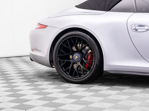 Used 2015 Porsche 911 Carrera GTS RWD image 30
