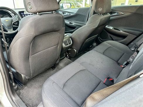 Used 2024 Chevrolet Malibu LT image 29