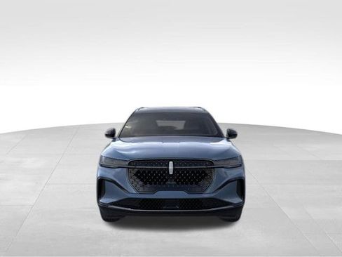 New 2026 Lincoln Nautilus Reserve w/ Jet Appearance Package AWD/4WD image 7
