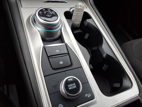 Certified 2023 Ford Explorer XLT w/ Class IV Trailer Tow Package image 23