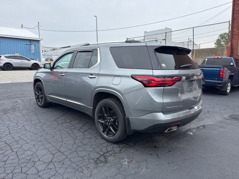 Used 2023 Chevrolet Traverse Premier image 5