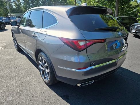 Used 2024 Acura MDX SH-AWD w/ Technology Package image 3