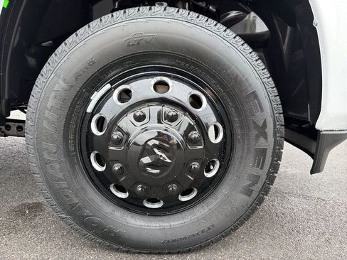 New 2026 RAM 3500 Laramie AWD/4WD image 11