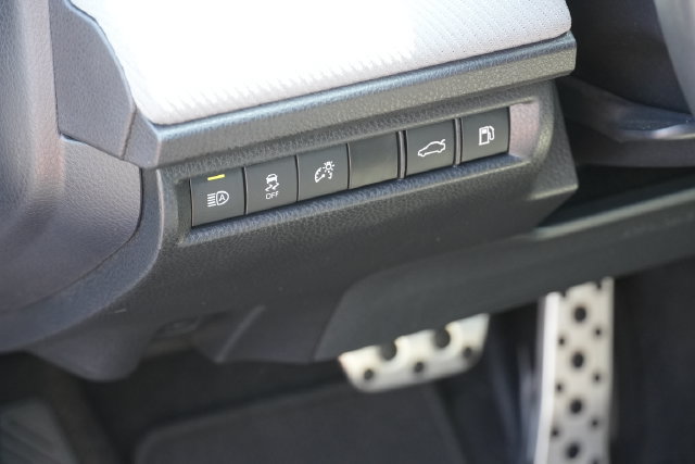 Used 2025 Toyota Camry SE FWD image 22
