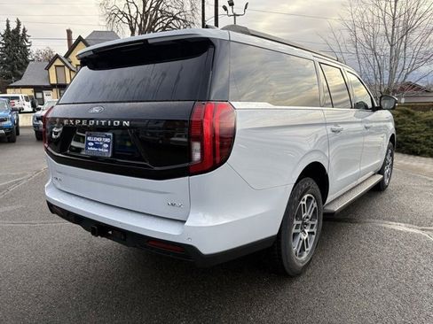 New 2025 Ford Expedition Max Active image 3