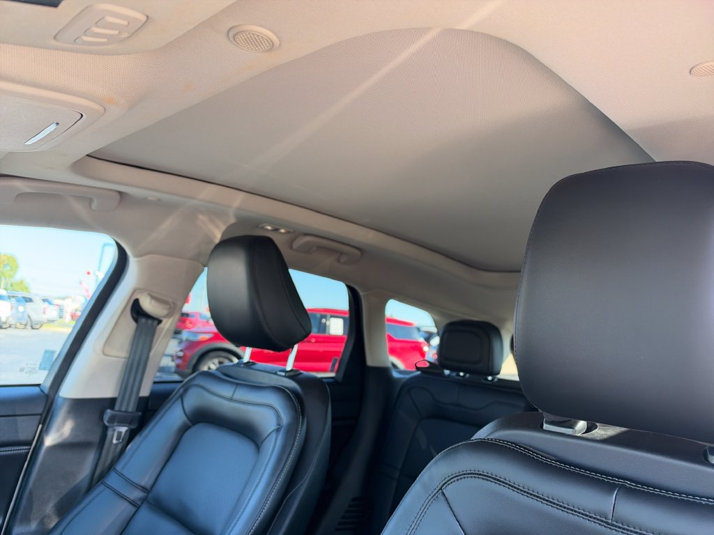 Used 2024 Lincoln Corsair AWD w/ Equipment Group 101A image 24