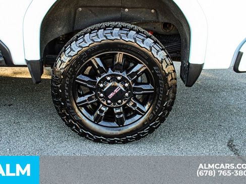 Used 2025 GMC Sierra 2500 AT4 w/ AT4 Premium Plus Package AWD/4WD image 16