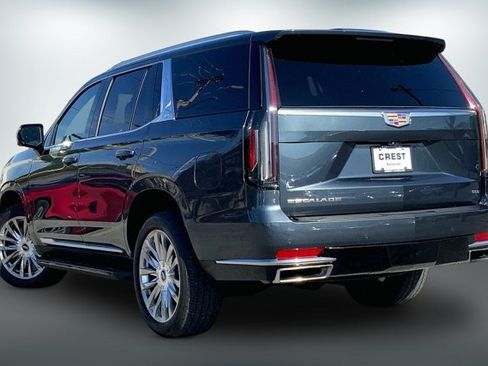 Used 2021 Cadillac Escalade Premium Luxury AWD/4WD image 10