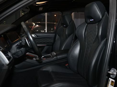 Used 2021 BMW X5 M w/ Competition Package image 2
