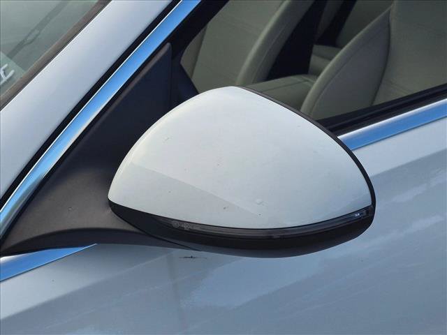 Used 2023 Mercedes-Benz C 300 Sedan image 15