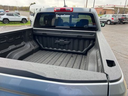 New 2026 Chevrolet Colorado ZR2 w/ Technology Package AWD/4WD image 9
