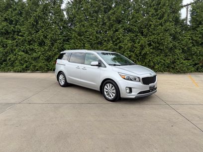 Used 2015 Kia Sedona EX
