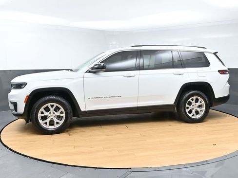 Used 2023 Jeep Grand Cherokee L Limited image 6