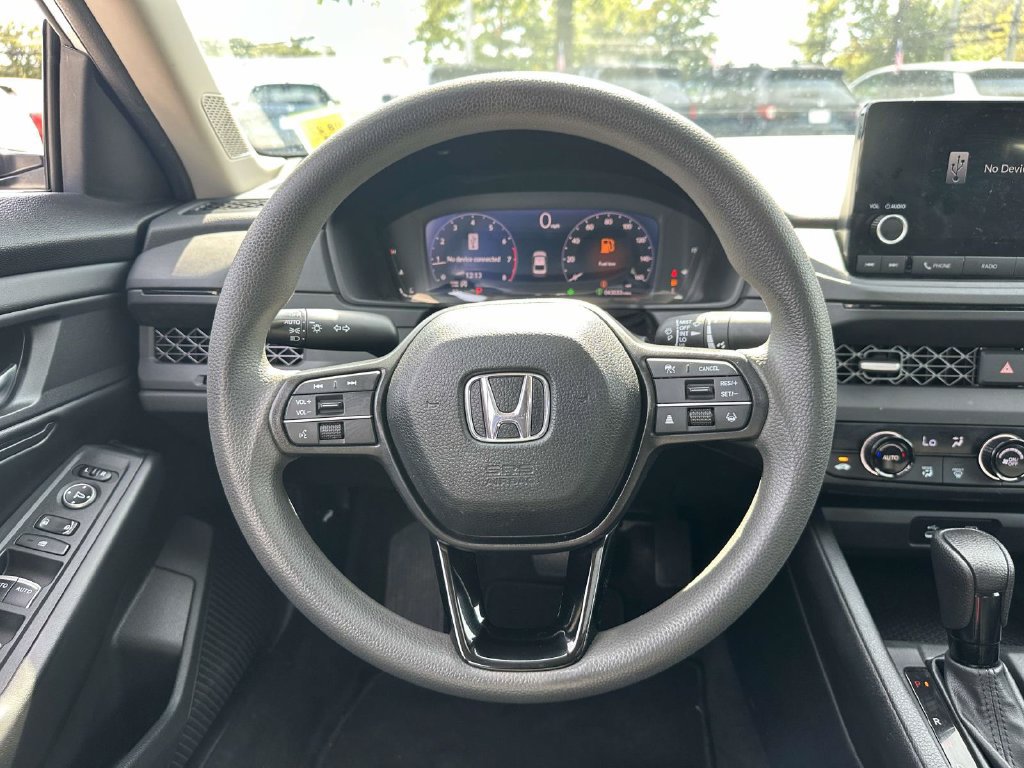 Used 2023 Honda Accord EX image 12