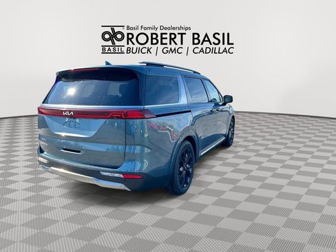 Used 2023 Kia Carnival SX Prestige FWD image 8