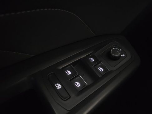 Used 2021 Volkswagen Atlas Cross Sport SE FWD image 27