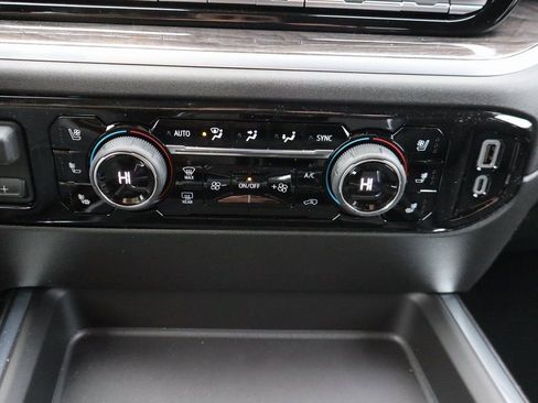 New 2026 Chevrolet Silverado 2500 LTZ w/ LTZ Convenience Package AWD/4WD image 11