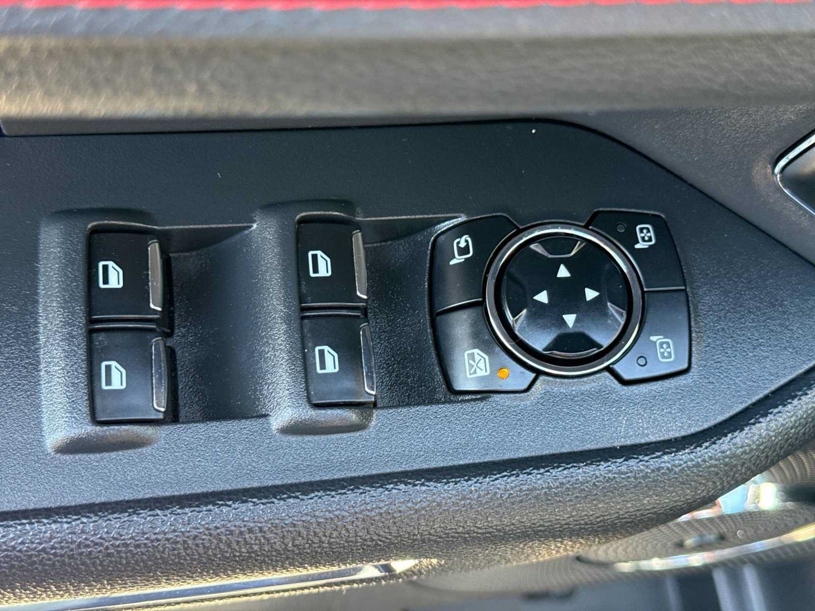 Used 2023 Ford Expedition Limited AWD/4WD image 16