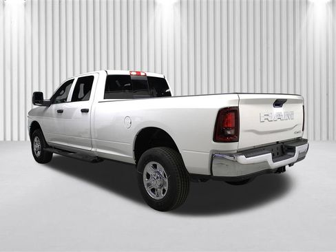 New 2026 RAM 2500 Tradesman AWD/4WD image 5