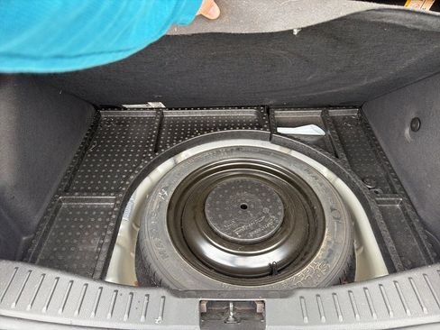 Used 2012 Ford Focus SEL image 26